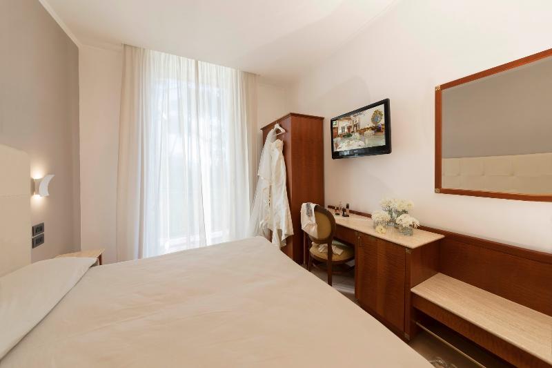 Grand Hotel Telese Bagian luar foto