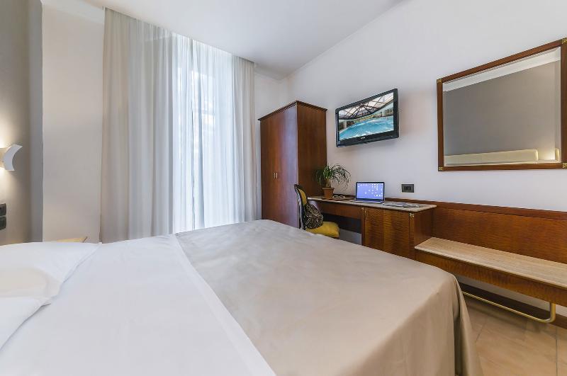 Grand Hotel Telese Bagian luar foto